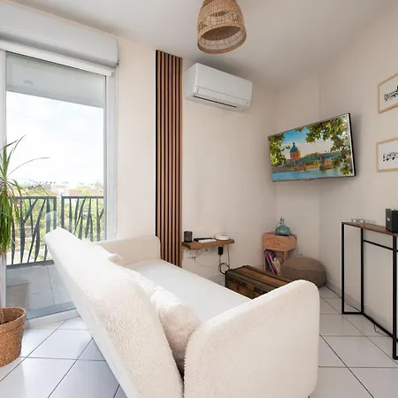T2 Climatise - Ac - Terrasse Et Parking Prive - 5 Min Airport & Airbus Apartmán *