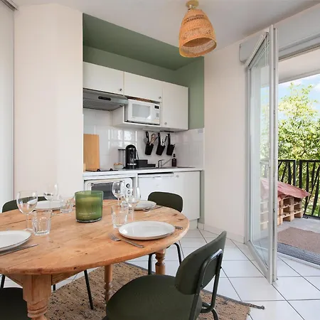 Daire T2 Climatise - Ac - Terrasse Et Parking Prive - 5 Min Airport & Airbus *